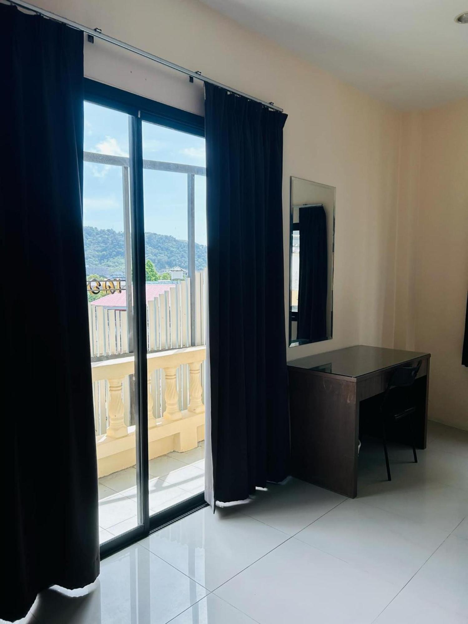 Royal Waves Hotel Patong Zewnętrze zdjęcie