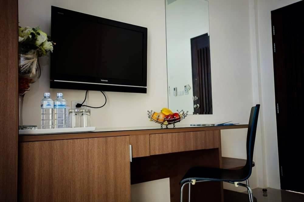 Royal Waves Hotel Patong Zewnętrze zdjęcie