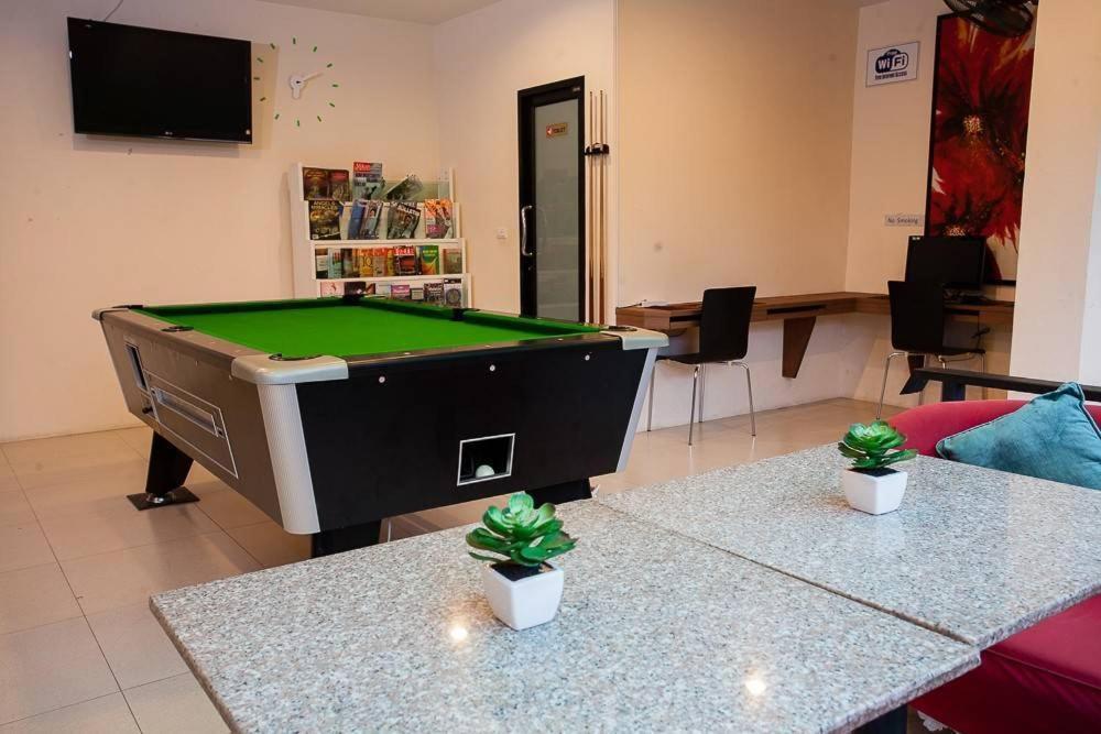 Royal Waves Hotel Patong Zewnętrze zdjęcie