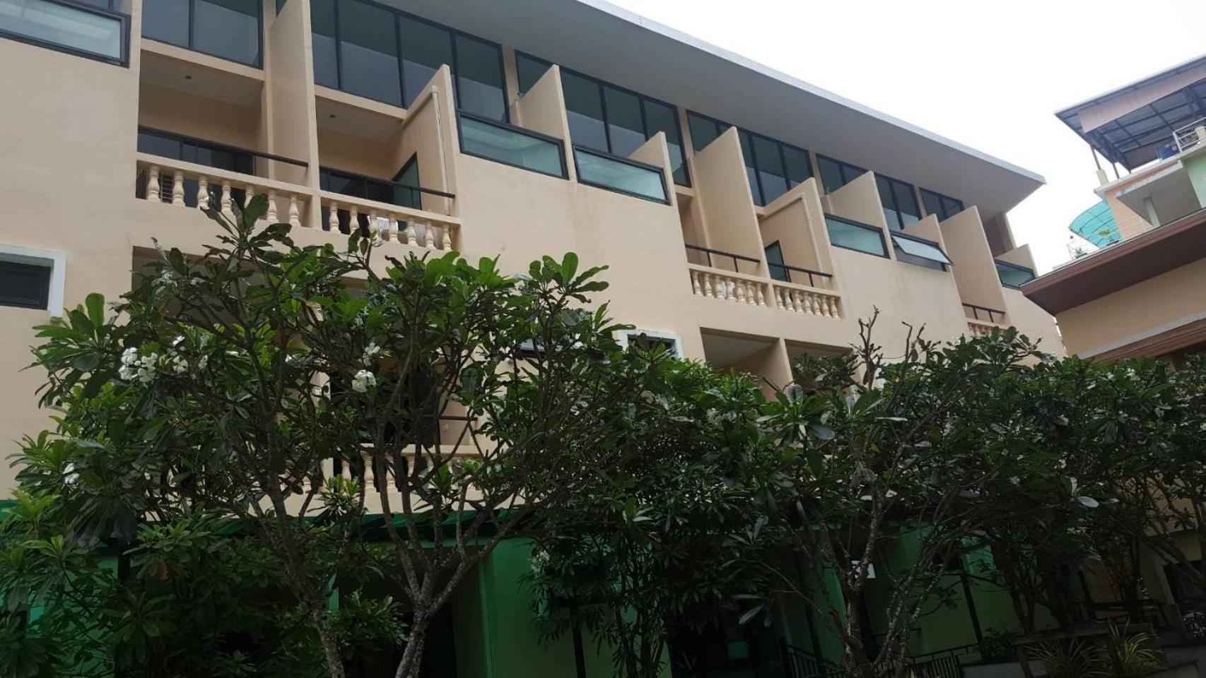 Royal Waves Hotel Patong Zewnętrze zdjęcie